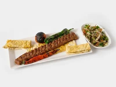 Adana — köz üstünde